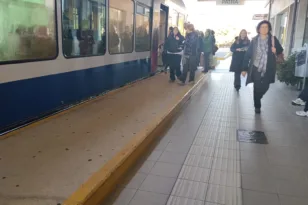 Πάτρα: Λύση από τον Προαστιακό – Αυξημένη η κίνηση λόγω της κυκλοφοριακής συμφόρησης