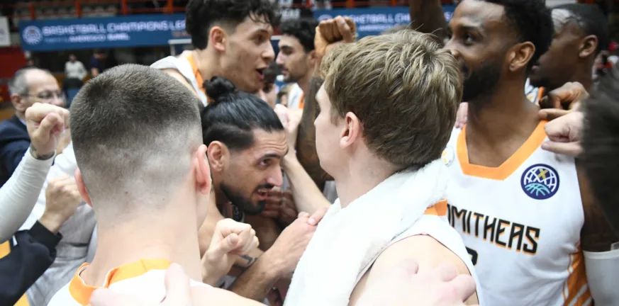 10+1 φωτογραφίες από τη νίκη-πρόκριση του Προμηθέα