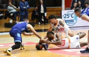 Προμηθέας-ΑΟ Μυκόνου 103-83: Νίκη με 100άρα και θετικό ντεμπούτο Σεγκούρα