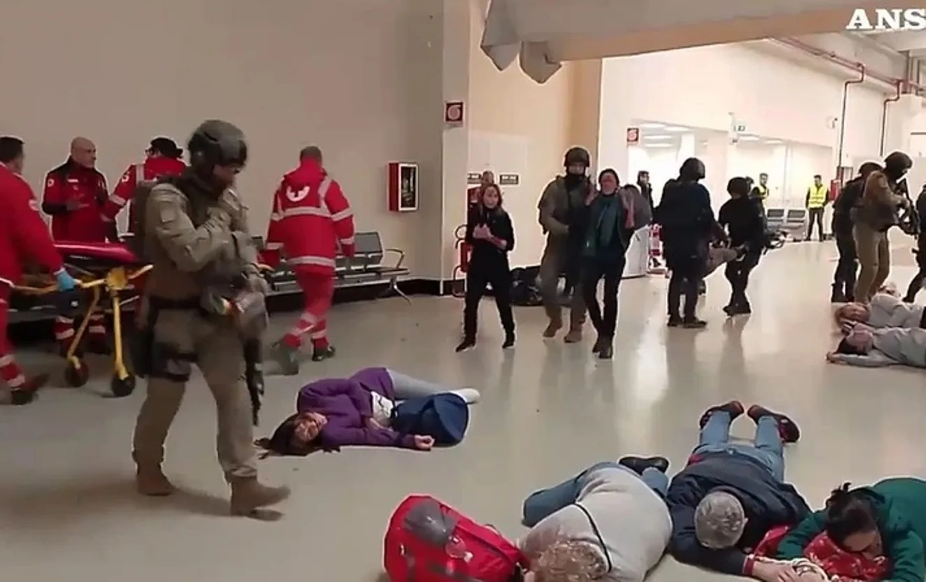 Ρώμη: Πυροβολισμοί, τρομοκράτες και επέμβαση των Ειδικών Δυνάμεων στο αεροδρόμιο ΒΙΝΤΕΟ