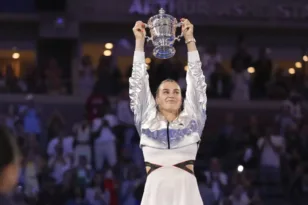 Η Σαμπαλένκα για δεύτερη σερί φορά κορυφαία τενίστρια της χρονιάς