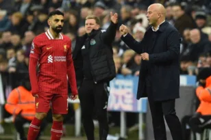 «Θα μιλήσω μαζί του, δεν έχω λόγους να μην τον θέλω να παραμείνει», ο Σλοτ για Σαλάχ