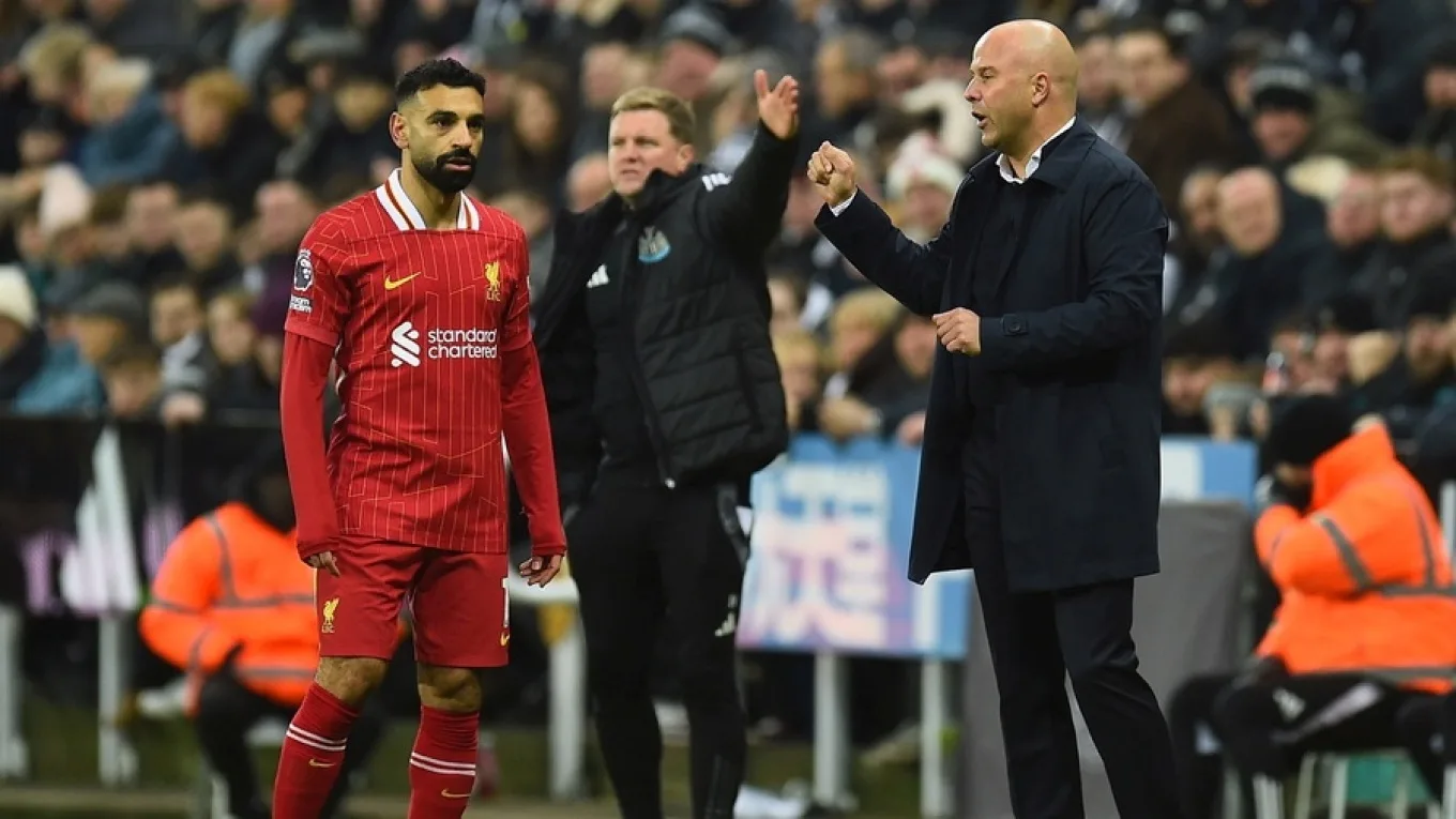 «Θα μιλήσω μαζί του, δεν έχω λόγους να μην τον θέλω να παραμείνει», ο Σλοτ για Σαλάχ «Θα μιλήσω μαζί του, δεν έχω λόγους να μην τον θέλω να παραμείνει», ο Σλοτ για Σαλάχ