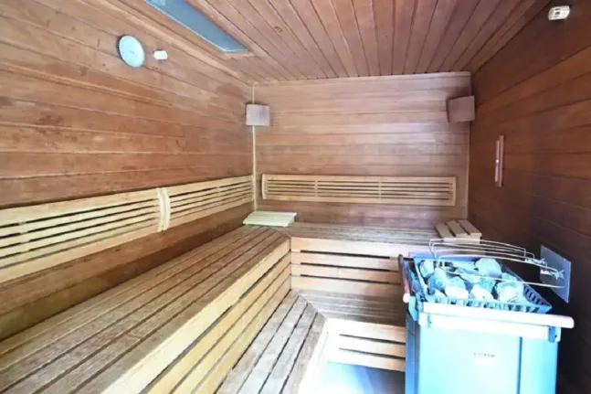 Τραγωδία σε σάουνα στο Τόκιο: Ζευγάρι πέθανε παγιδευμένο από φωτιά με χαλασμένη πόρτα και ανενεργό συναγερμό