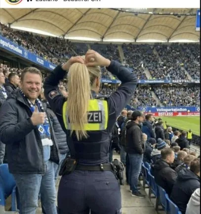 Σέξι αστυνομικός «ζάλισε» οπαδούς στο Αμβούργο-Βέρντερ