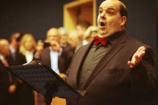 Πάτρα: Έφυγε από τη ζωή ο τενόρος Νίκος Παπακώστας – Θλίψη στον μουσικό κόσμο