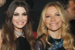 Η Κίμπερλι Γκιλφόιλ διασκέδασε στον Αργυρό μαζί με τη Μαριάννα Λάτση