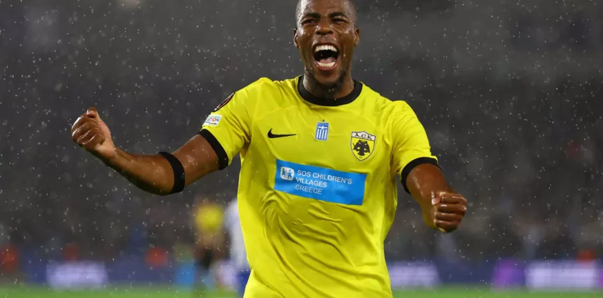 «Έτρεξα στο δωμάτιό μου και ήθελα να πηδήξω από το παράθυρο», συγκλονίζει ο Σιντιμπέ για τον χαμό του αδελφού του