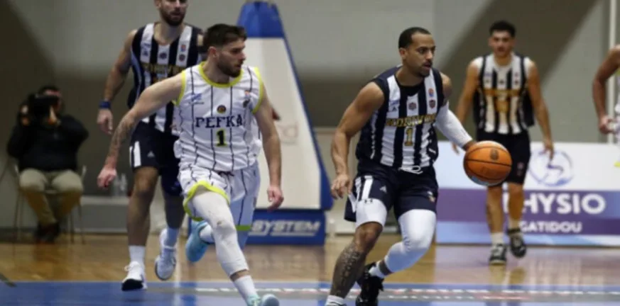 Τρομερό ντεμπούτο Σμιθ, σούπερ Παρασκευόπουλος, σπουδαίο «διπλό» του Κόροιβου