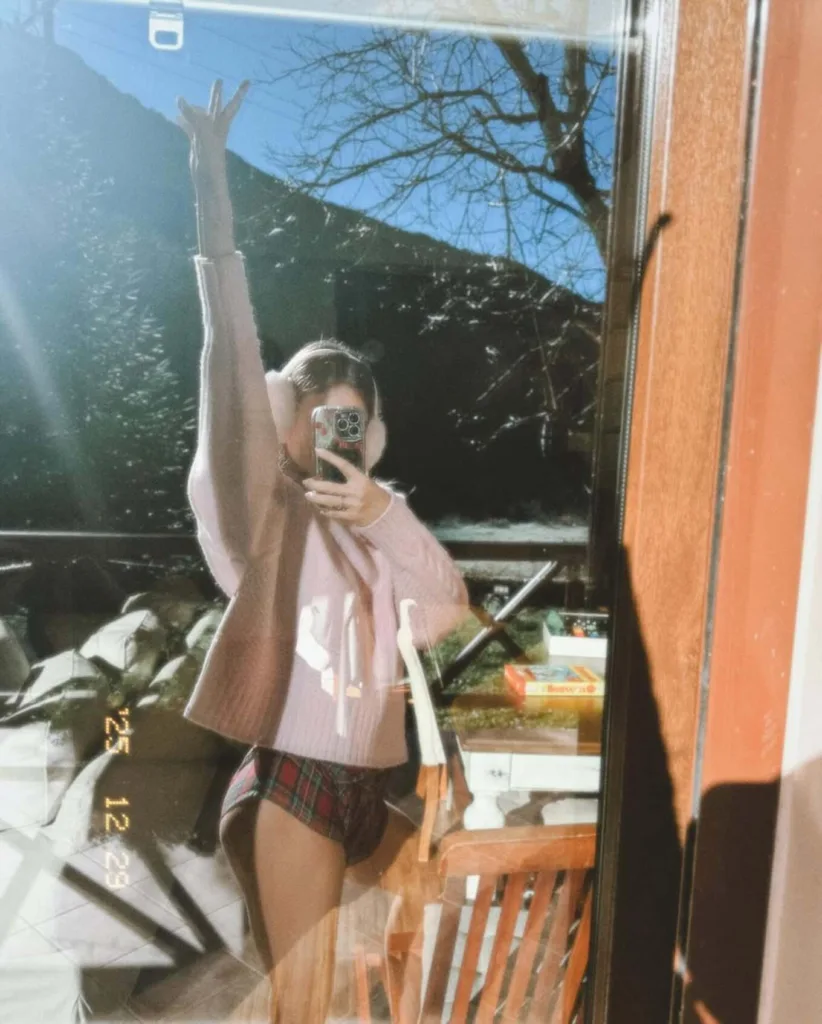 Η Κλέλια Ανδριολάτου στα Καλάβρυτα για τις γιορτές ΦΩΤΟ