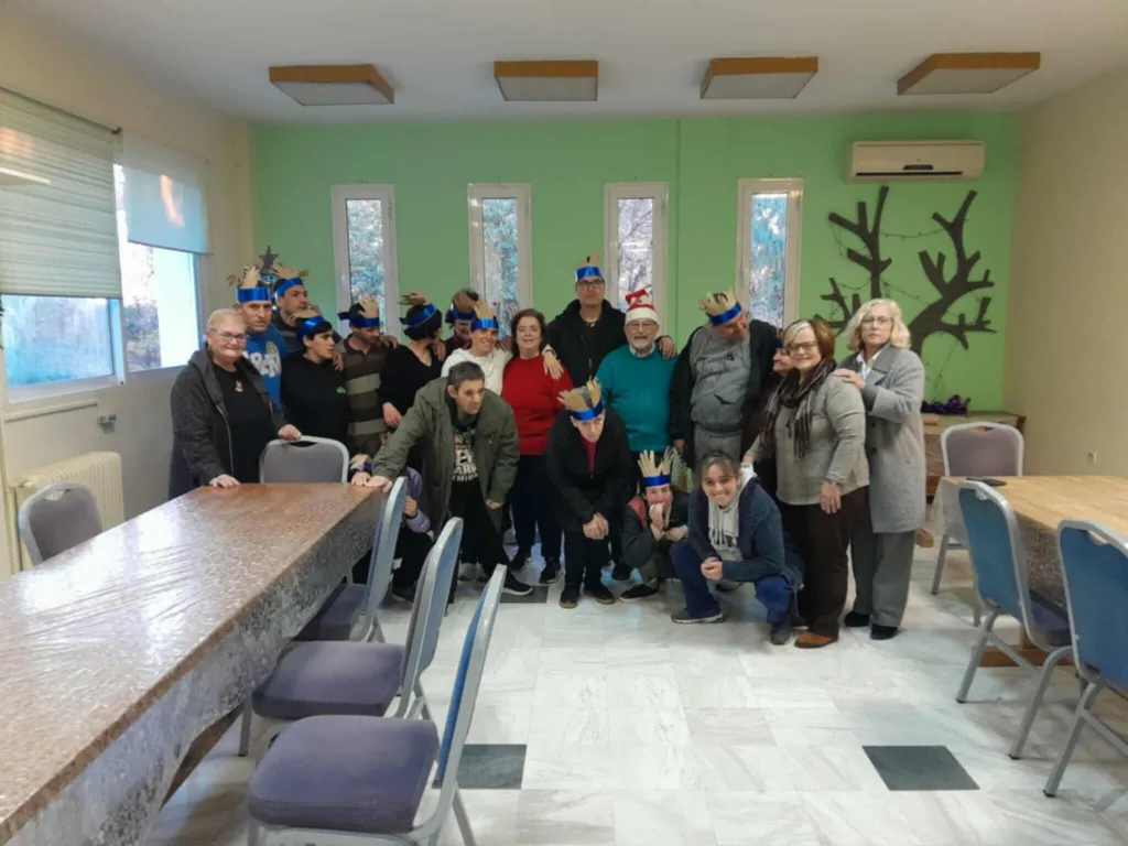 σπιράλ: Χριστουγεννιάτικη δράση στο Θεραπευτικό Παιδαγωγικό Κέντρο «Η ΜΕΡΙΜΝΑ»