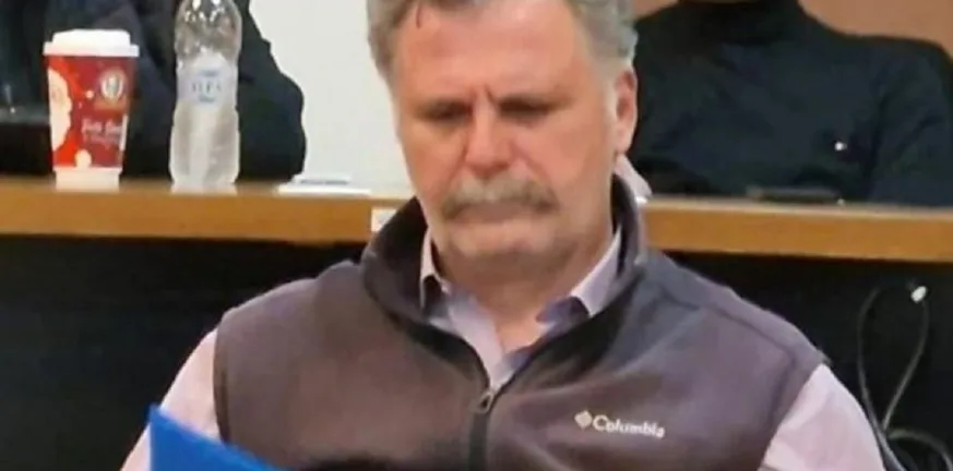 Βόλος: Καρδιακό επεισόδιο υπέστη αντιδήμαρχος μέσα στο δημαρχείο – Υποβλήθηκε σε επείγουσα επέμβαση bypass