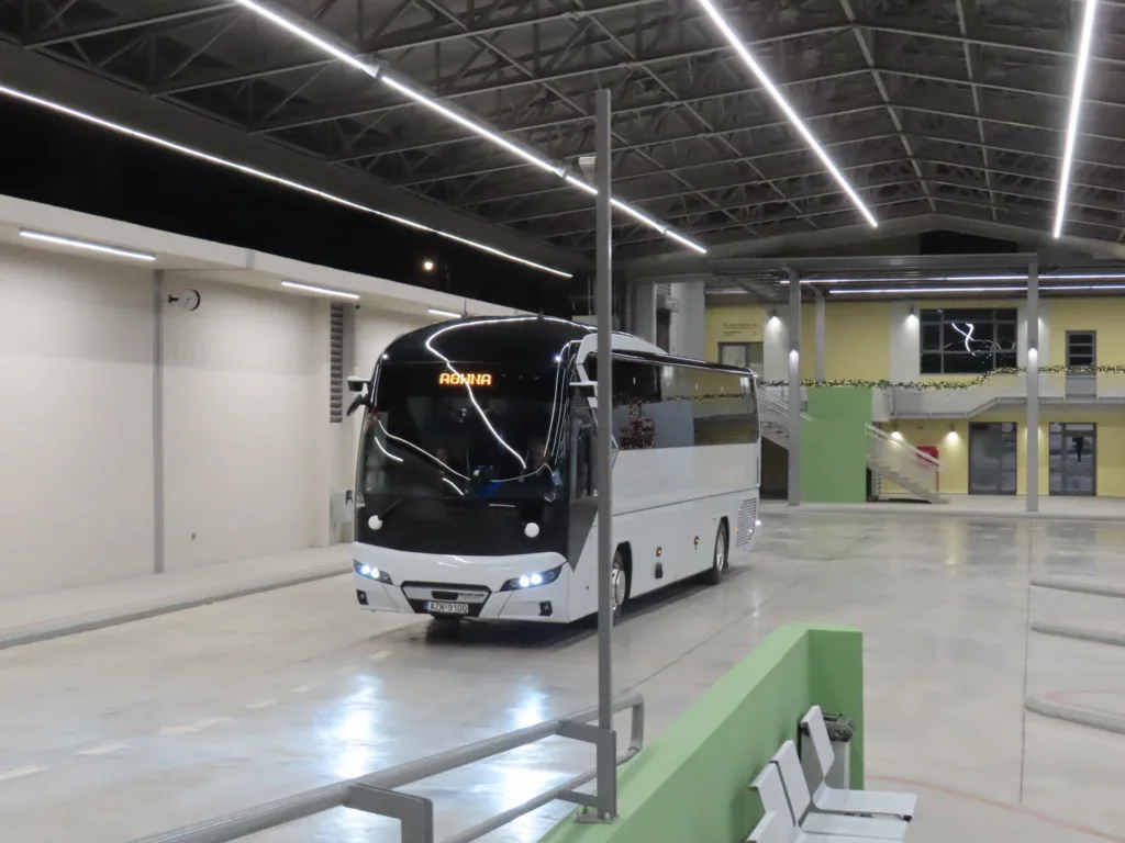 Πάτρα: Γεγονός η λειτουργία του νέου σταθμού του Υπεραστικού ΚΤΕΛ, τα πρώτα δρομολόγια ΦΩΤΟ Πάτρα: Γεγονός η λειτουργία του νέου σταθμού του Υπεραστικού ΚΤΕΛ, τα πρώτα δρομολόγια ΦΩΤΟ