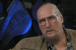 Απεβίωσε ο θρυλικός κιθαρίστας Στιβ Κρόπερ, σε ηλικία 84 ετών