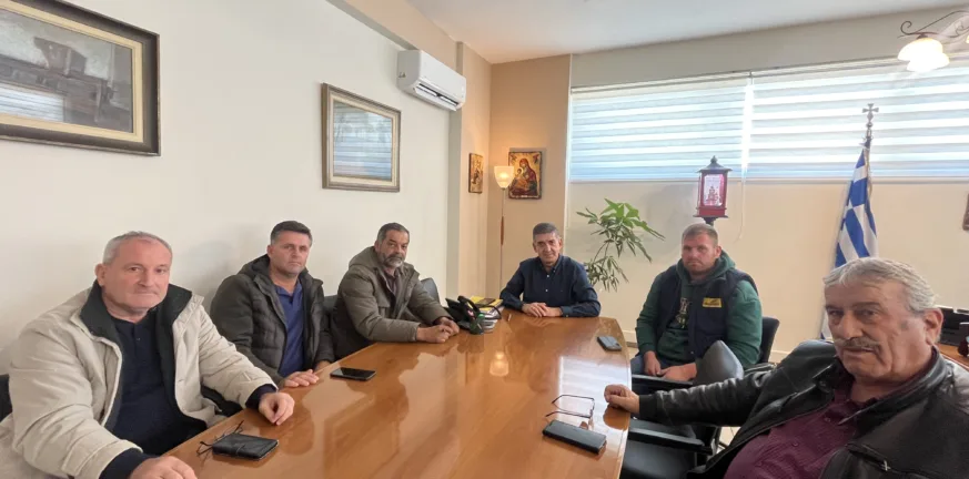 Στο πλευρό των παραγωγών ο δήμαρχος Δυτικής Αχαΐας Γρηγόρης Αλεξόπουλος