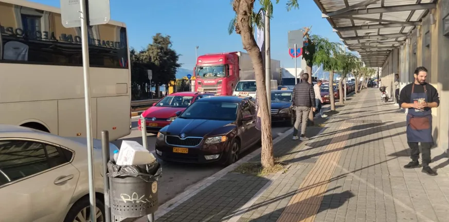 Ενστάσεις των αυτοκινητιστών για τον νέο σταθμό του ΚΤΕΛ: Ταξιτζήδες σε οριακή κατάσταση