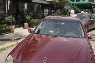 Χωρίς ταξί σήμερα η Πάτρα, τι λέει στην «Π» ο πρόεδρος των ιδιοκτητών