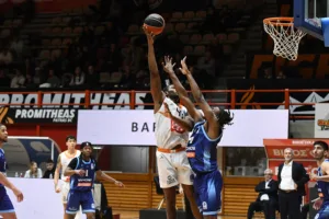 Προμηθέας-ΑΟ Μυκόνου 103-83: Νίκη με 100άρα και θετικό ντεμπούτο Σεγκούρα