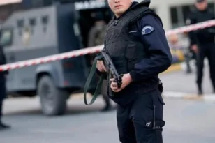 Τουρκία: Μαζικές συλλήψεις μετά τον θάνατο τριών αστυνομικών