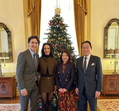 Πως επισημοποίησαν τη σχέση τους Τζάστιν Τριντό και Κέιτι Πέρι ΦΩΤΟ Πως επισημοποίησαν τη σχέση τους Τζάστιν Τριντό και Κέιτι Πέρι ΦΩΤΟ