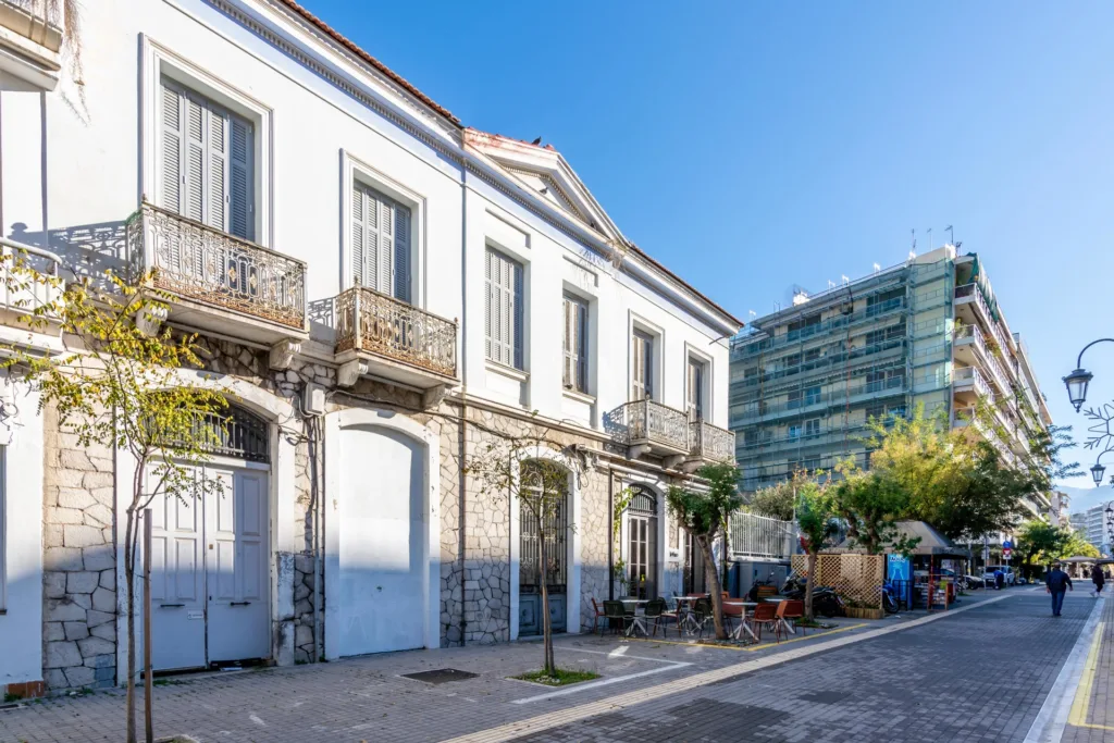 Mega Open House στην Πάτρα: Η Keller Williams West «ανοίγει» τις πόρτες 5 ιστορικών Νεοκλασικών κτιρίων