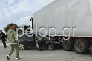 Πάτρα: Έγκυος εγκλωβίστηκε σε τροχαίο στην Παραλία – Συναγερμός για τον απεγκλωβισμό της ΦΩΤΟ