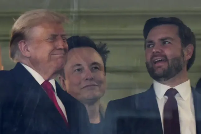 Τα «καρφιά» της προσωπάρχη του Λευκού Οίκου: Ο Τραμπ με «προσωπικότητα αλκοολικού», ο Μασκ «δηλωμένος» χρήστης ναρκωτικών και ο Βανς «συνωμοσιολόγος»