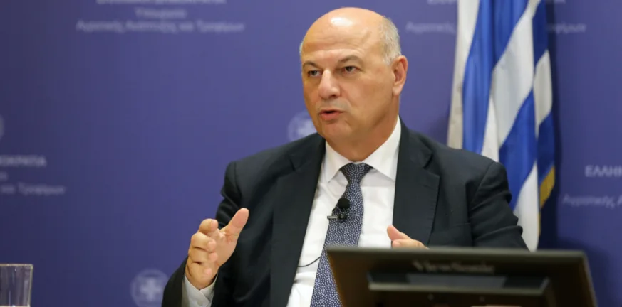 Δείτε ΖΩΝΤΑΝΑ τις ανακοινώσεις Τσιάρα για τα αιτήματα των αγροτών