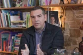 Τσίπρας: «Χρειάζεται ένα σοκ δημοκρατίας για να μη γίνει η κοινωνική οργή τροφή της ακροδεξιάς»