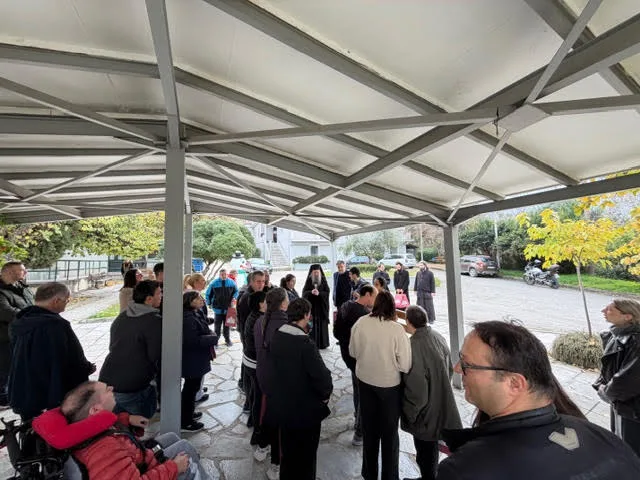 Ο Μητροπολίτης Πατρών σε Ιδρύματα της πόλης, ΦΩΤΟ