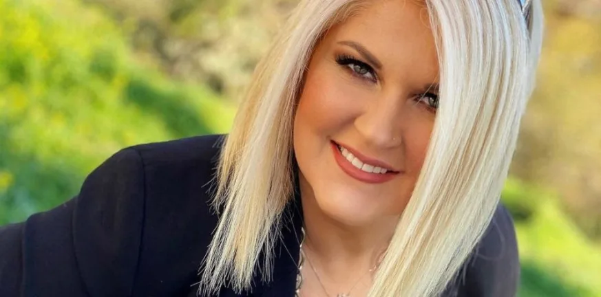 Δείτε ποια Ελληνίδα τραγουδίστρια έχασε 23 κιλά