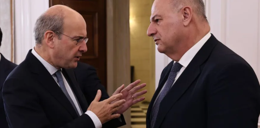 Σήμερα συνάντηση Χατζηδάκη - Τσιάρα με τους κτηνοτρόφους