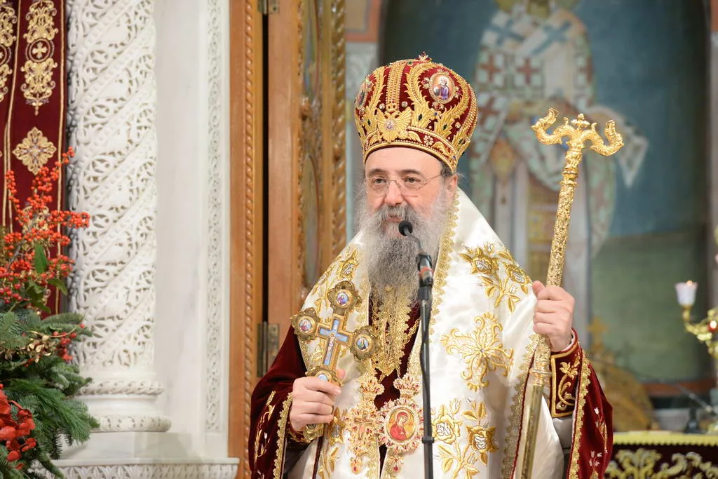 Μεγάλη προσέλευση πιστών στους Ναούς της Πάτρας τα Χριστούγεννα – Κέντρο αναφοράς ο Άγιος Ανδρέας ΦΩΤΟ