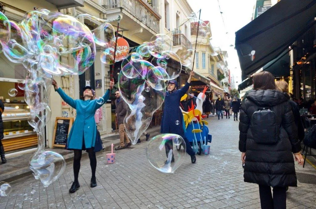 Σε Χριστουγεννιάτικους ρυθμούς η Πάτρα και το διήμερο 23- 24 Δεκεμβρίου