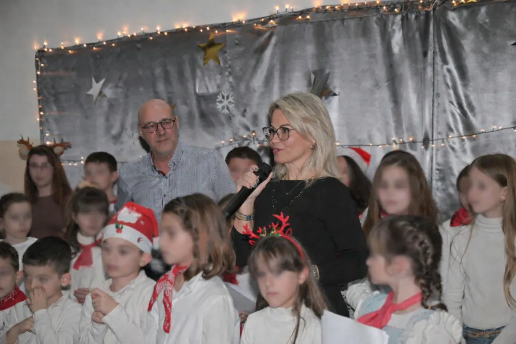 Γιορτινές στιγμές και δημιουργία στα ΚΔΑΠ του Δήμου Πατρέων: Χριστουγεννιάτικες εκδηλώσεις με πρωταγωνιστές τα παιδιά ΦΩΤΟ