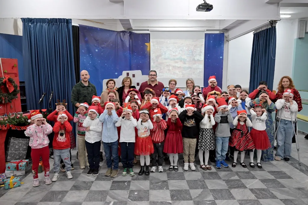 Γιορτινές στιγμές και δημιουργία στα ΚΔΑΠ του Δήμου Πατρέων: Χριστουγεννιάτικες εκδηλώσεις με πρωταγωνιστές τα παιδιά ΦΩΤΟ