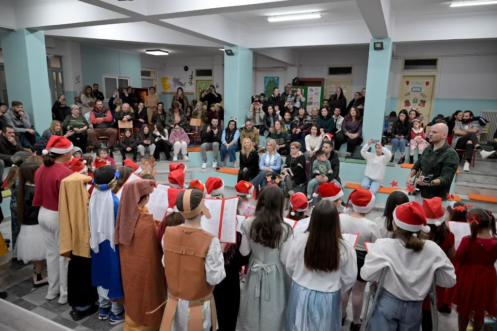 Γιορτινές στιγμές και δημιουργία στα ΚΔΑΠ του Δήμου Πατρέων: Χριστουγεννιάτικες εκδηλώσεις με πρωταγωνιστές τα παιδιά ΦΩΤΟ