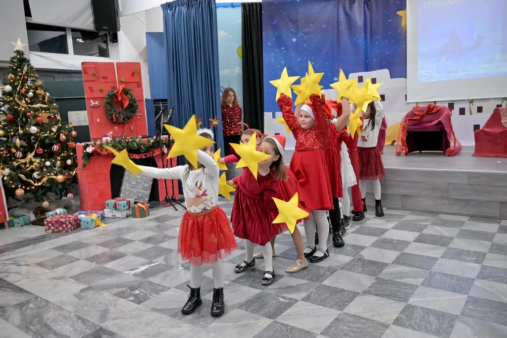 Γιορτινές στιγμές και δημιουργία στα ΚΔΑΠ του Δήμου Πατρέων: Χριστουγεννιάτικες εκδηλώσεις με πρωταγωνιστές τα παιδιά ΦΩΤΟ