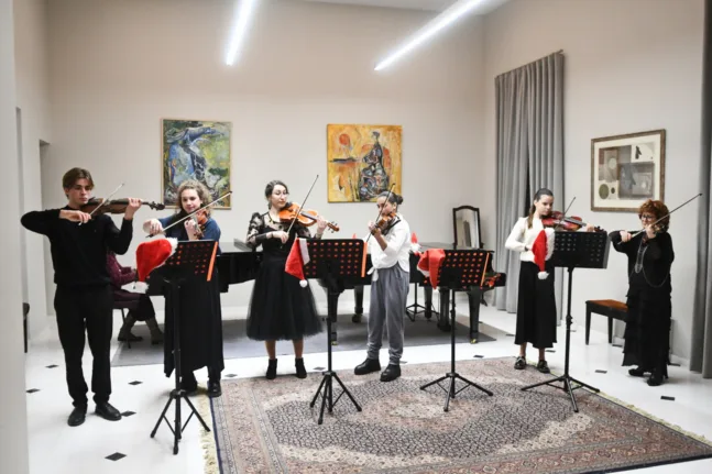 Συνεχίζονται οι γιορτινές εκδηλώσεις του Δήμου Πατρέων: Γιορτή για τα παιδιά και πλούσιο πρόγραμμα έως τα Χριστούγεννα ΦΩΤΟ