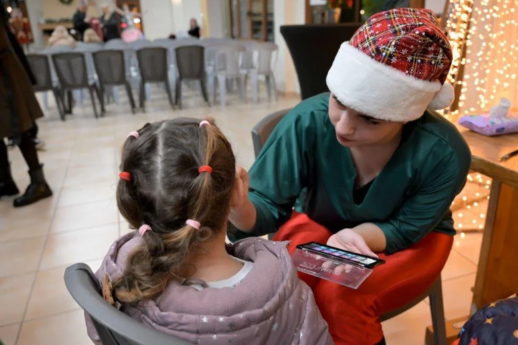 Συνεχίζονται οι γιορτινές εκδηλώσεις του Δήμου Πατρέων: Γιορτή για τα παιδιά και πλούσιο πρόγραμμα έως τα Χριστούγεννα ΦΩΤΟ