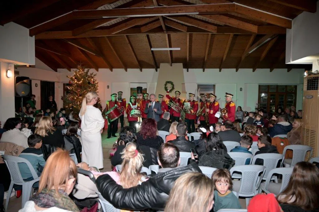 Συνεχίζονται οι γιορτινές εκδηλώσεις του Δήμου Πατρέων: Γιορτή για τα παιδιά και πλούσιο πρόγραμμα έως τα Χριστούγεννα ΦΩΤΟ