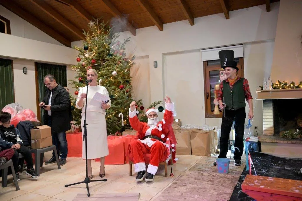 Συνεχίζονται οι γιορτινές εκδηλώσεις του Δήμου Πατρέων: Γιορτή για τα παιδιά και πλούσιο πρόγραμμα έως τα Χριστούγεννα ΦΩΤΟ