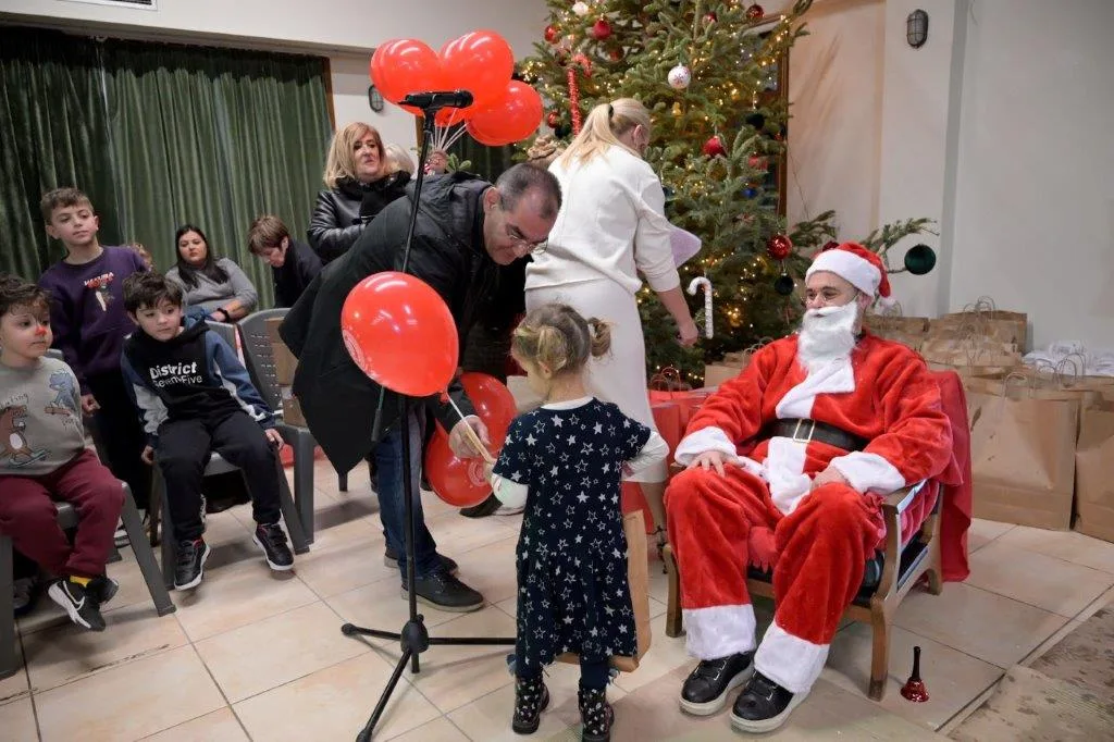 Συνεχίζονται οι γιορτινές εκδηλώσεις του Δήμου Πατρέων: Γιορτή για τα παιδιά και πλούσιο πρόγραμμα έως τα Χριστούγεννα ΦΩΤΟ