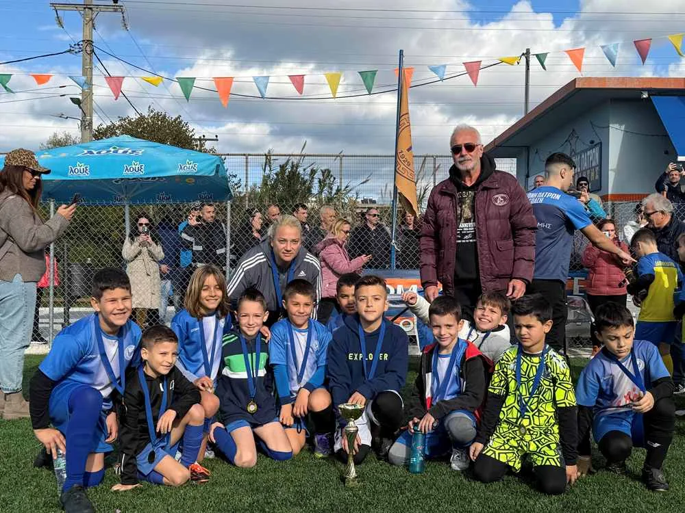 Γιορτή αθλητισμού στην Πάτρα: Χριστουγεννιάτικο τουρνουά ποδοσφαίρου στα Ζαρουχλέικα και τιμητικό τουρνουά μπάσκετ στη μνήμη του Νίκου Μοίραλη ΦΩΤΟ