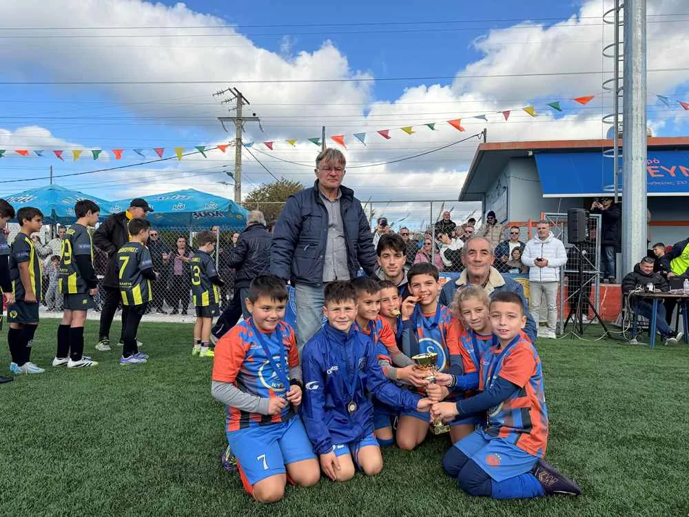 Γιορτή αθλητισμού στην Πάτρα: Χριστουγεννιάτικο τουρνουά ποδοσφαίρου στα Ζαρουχλέικα και τιμητικό τουρνουά μπάσκετ στη μνήμη του Νίκου Μοίραλη ΦΩΤΟ