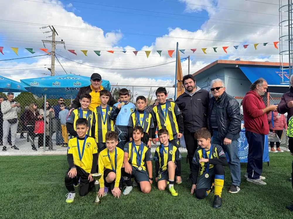 Γιορτή αθλητισμού στην Πάτρα: Χριστουγεννιάτικο τουρνουά ποδοσφαίρου στα Ζαρουχλέικα και τιμητικό τουρνουά μπάσκετ στη μνήμη του Νίκου Μοίραλη ΦΩΤΟ