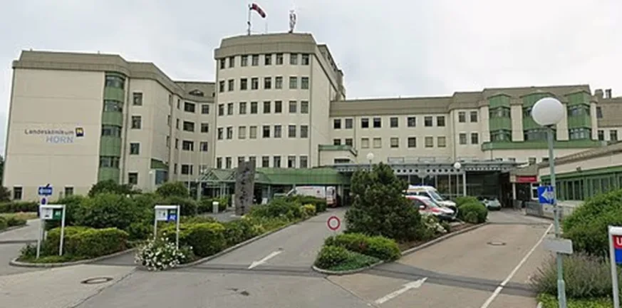 Αυστρία: Απολύθηκε γιατρός επειδή είπε ότι η μόνη θεραπεία για παχύσαρκο είναι το Άουσβιτς!