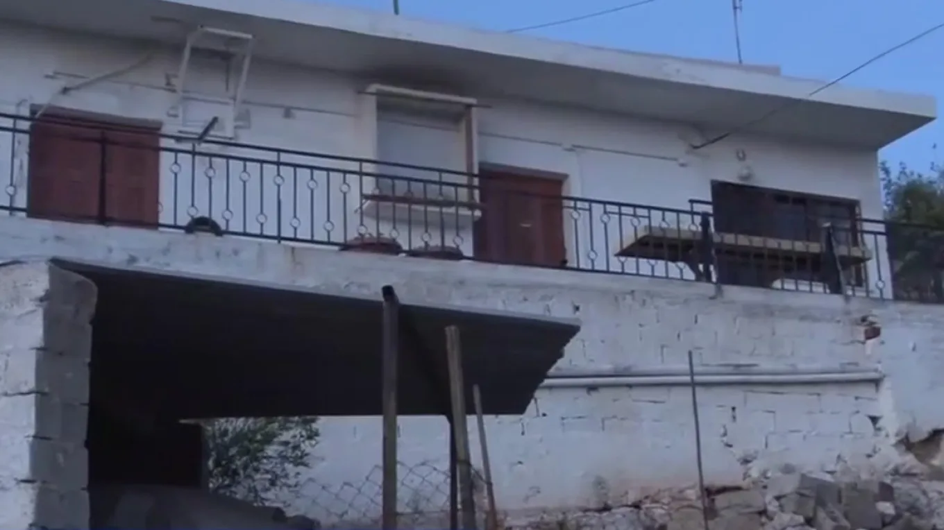 «Βρήκε νεκρούς τον παππού του και τη γιαγιά του έξω από το σπίτι» συγκλονιστική μαρτυρία για την τραγωδία στο Κερατσίνι