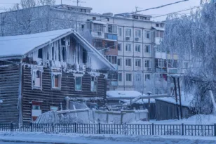 Σιβηρία: Στους -45 βαθμούς Κελσίου, η πιο κρύα πόλη του κόσμου λειτουργεί κανονικά! ΒΙΝΤΕΟ