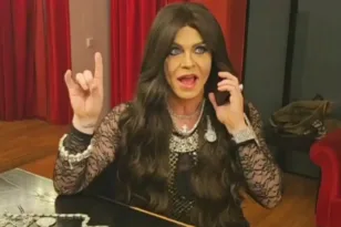 Τάκης Ζαχαράτος ως Κίμπερλι Γκιλφόιλ: Αποκάλυψε τι λατρεύει η Αμερικανίδα Πρέσβης στην Ελλάδα!